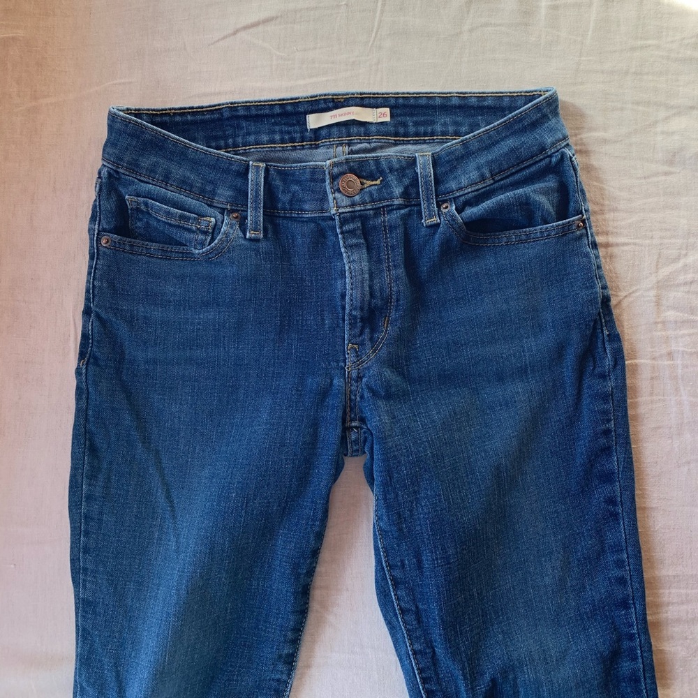 Levi’s 711 Jeans